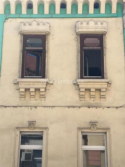 RECO Apartament ultracentral, loc de parcare privat inclus plus boxa - 13