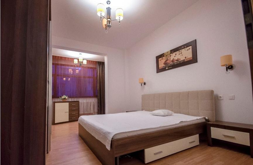 Mamaia, central, 3 camere decomandate lux, 130 mp
