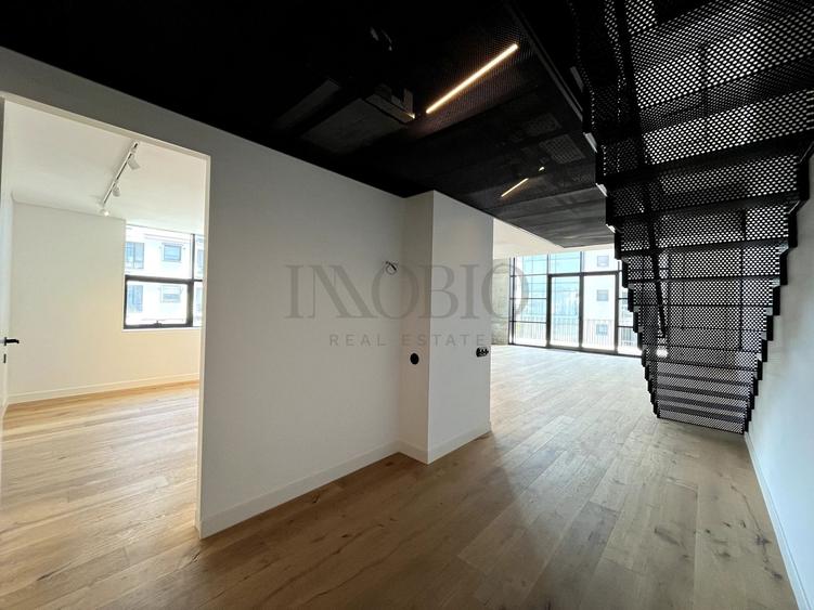 Brick Lofts Unitate pe 2 Niveluri nemobilata, Vedere Lac