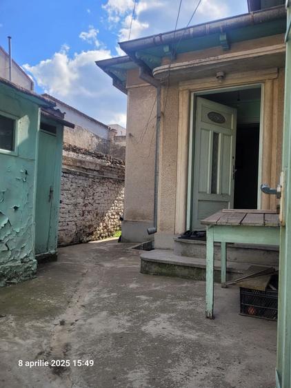 CASA CARAMIDA 6 CAMERE ZONA TOMIS 1 - TROCADERO
