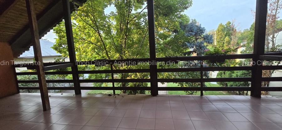 Vânzare Proprietate deosebita cu piscina, Gura Ocnitei Dambovita