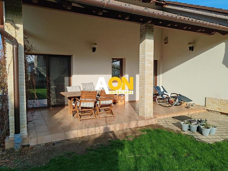 Casa 3 Camere, 179 mp Construiti, Teren 784 mp, Zona Cetate