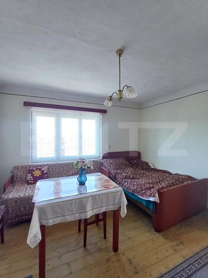 Casa de vanzare, cu 3 camere, 85 mp, 151 mp teren, zona centrala Turda