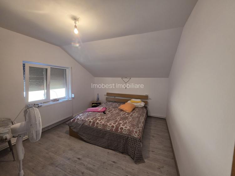 Exclusivitate! Casa P+M înaltă, 4 camere, mobilata, utilata, Valu lui Traian! - 11