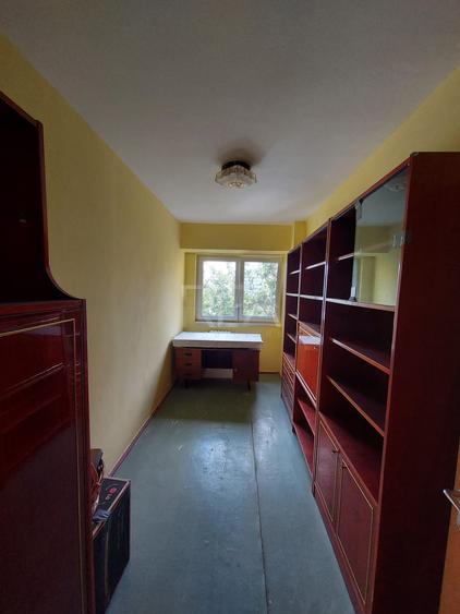 4 camere Pantelimon, et. 5, an 1976, 85 mp, anvelopat