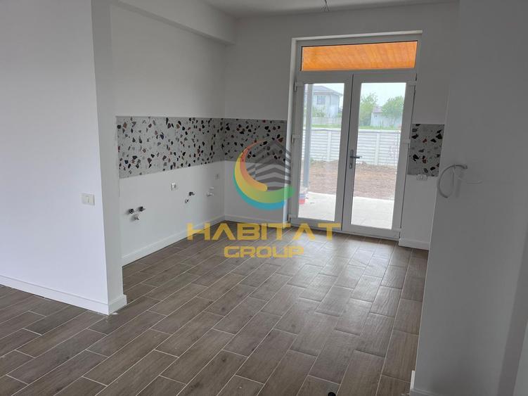 Vila p+mansarda / 4 camere/ 500 mp teren / Frumusani