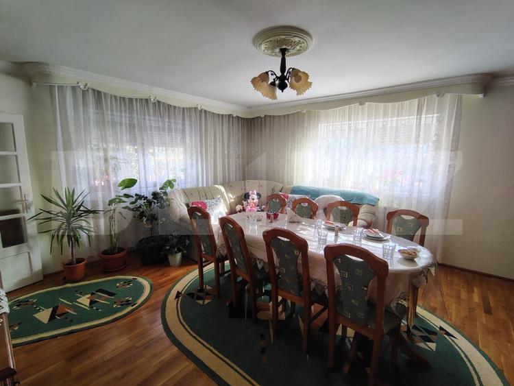 Casa individuala cu 7 camere, 200 mp, teren 627 mp, Jucu de Sus