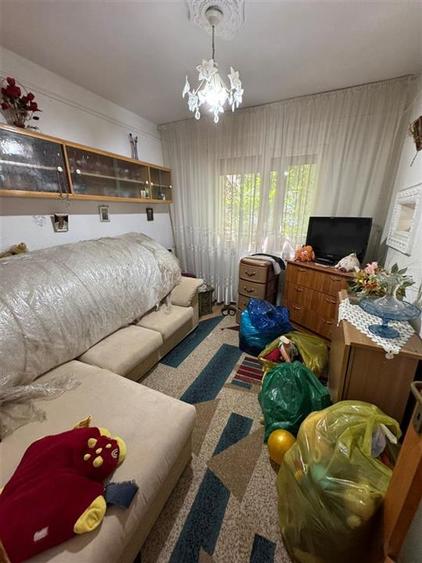Apartament 4 camere, etaj 1, zona Sud - Paco, 61mp, CT, izolat, Pvc