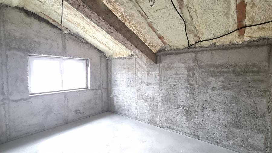 Duplex de vanzare cu 4 camere, Giarmata - 8