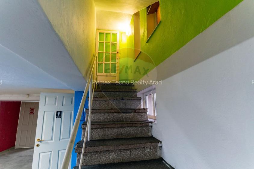 Casă / Vilă cu 6 camere de închiriat în zona Centru Vechi - 37
