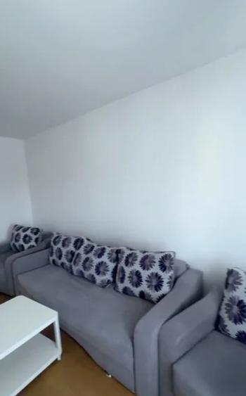 Apartament - 2 camere - decomandat - Brancoveanu
