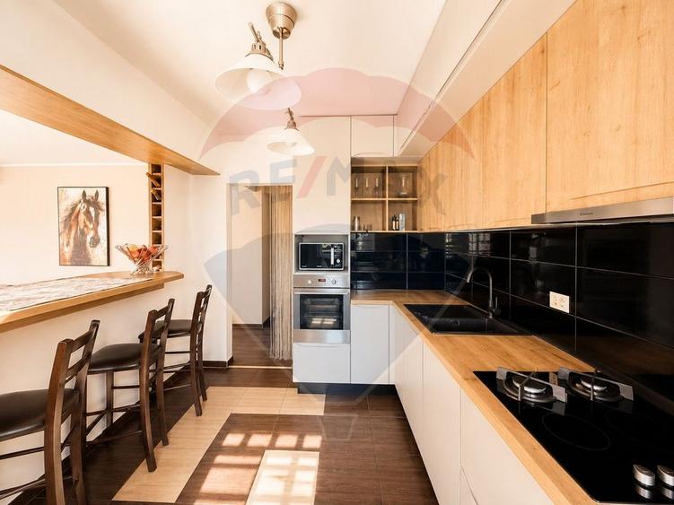 Apartament cu 3 camere de vânzare in bloc NOU