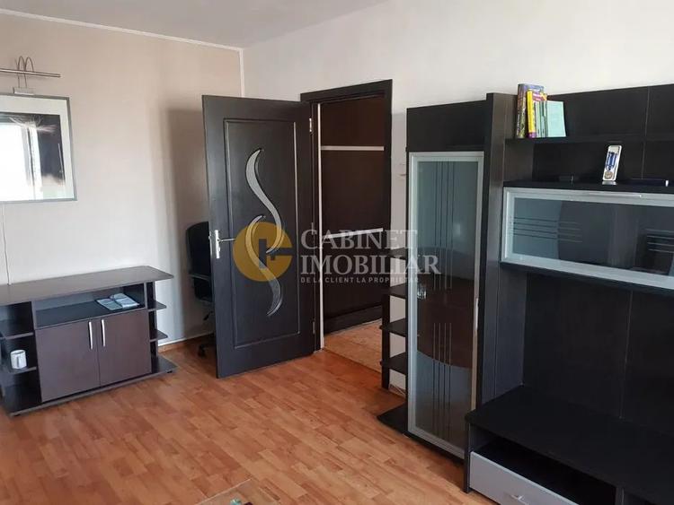 TATARASI - 2 CAMERE DECOMANDAT - ETAJ INTERMEDIAR - MOBILAT SI UTILAT
