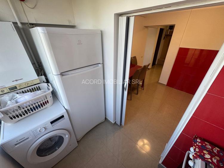 Apartament 3 camere zona Km 5 Renovat cu Centrala si Parcare - 8
