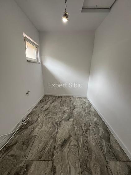 Apartament 1 camera  la casa 35 mp + curte,in zona Ultracentrala Sibiu - 6