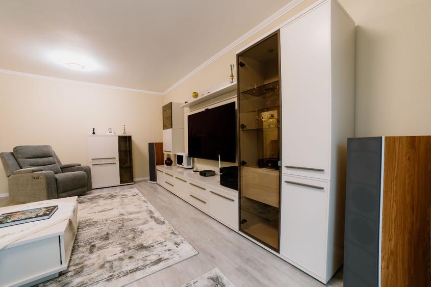 Apartament 2 camere | 65 mp | Complet renovat | Mobilat & utilat | Bloc