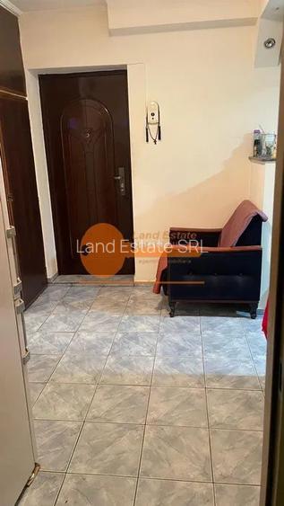 2 Camere Crangasi(Bloc Reabilitat-6 Minute de Metrou) - 3