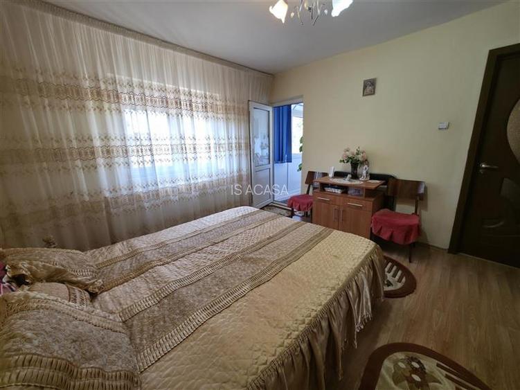Apartament cu 4 camere si centrala termica - 3