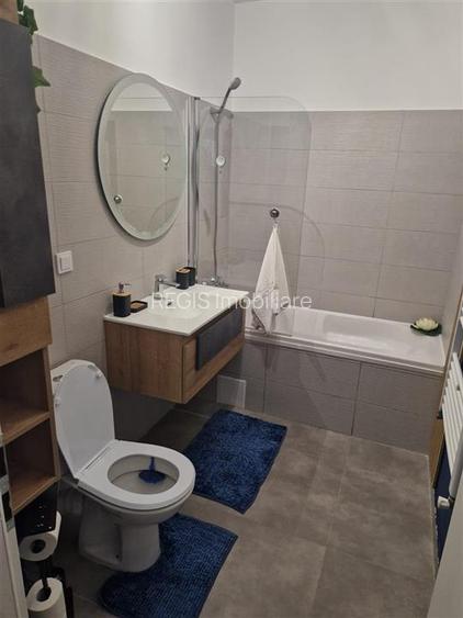Apartament de inchiriat 2 camere premium, priveliste Tampa, zona Tractorul - 12