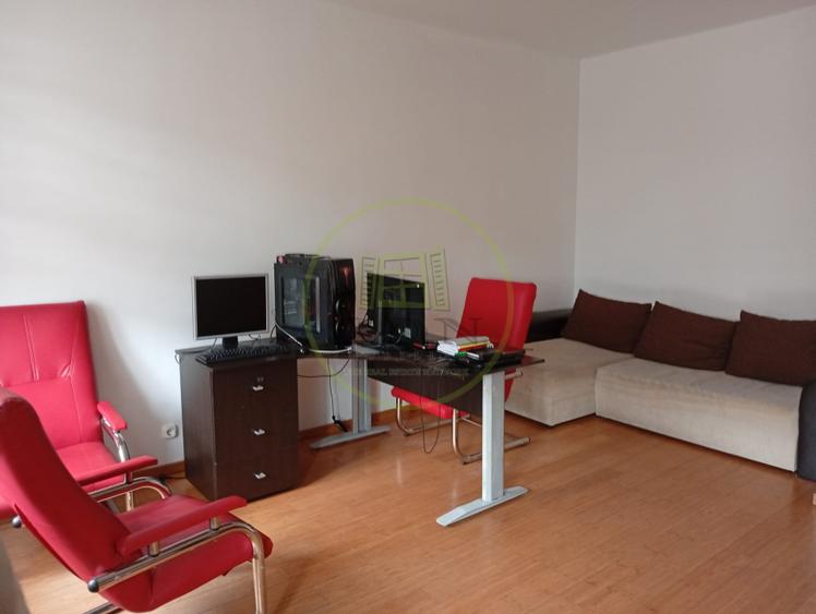 Casă 4 Camere pe 2 Nivele – Ideală pentru Firme / Muncitori