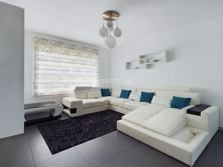 Vilă modernă cu 5 camere în Curtici - 2
