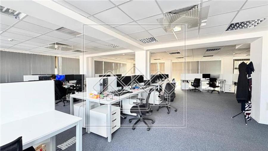 Spatiu de birouri finisat la cheie, 201 mp, Zona Hipodrom
