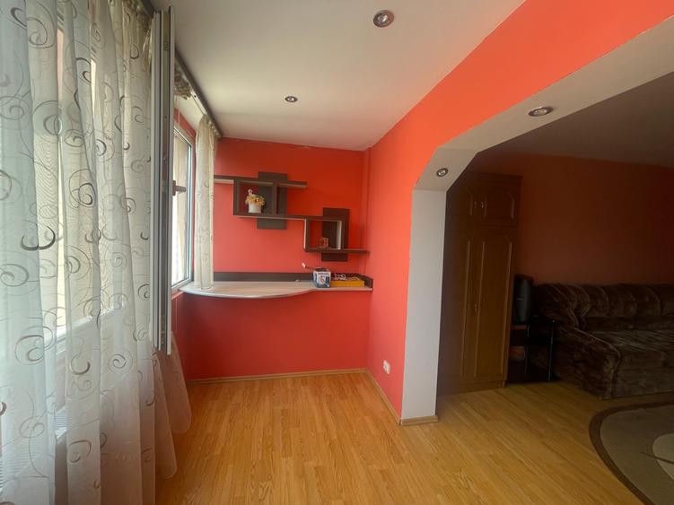 Inchiriere apartament 2 camere zona Florilor/Craiter