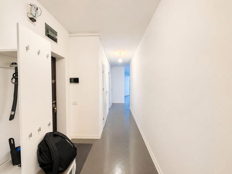 De vânzare apartament 3 camere, central