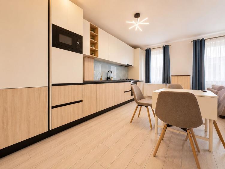 Apartament 3 camere, 70 mp, finisat, parcare, zona BMW Vivo