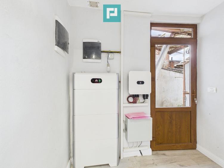 Apartament pasiv la casă de vânzare zona Pârneava