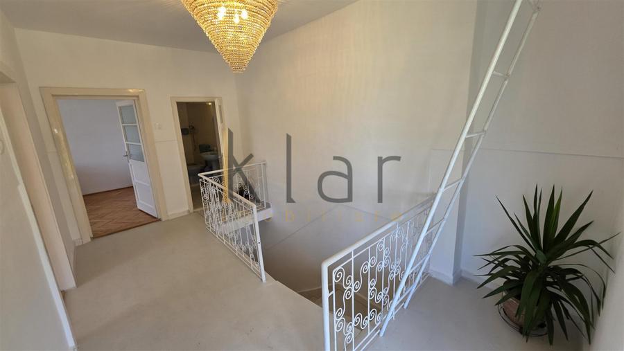 Casa / Birou 3 camere 140mp D+P+E zona Andrei Muresanu Sud