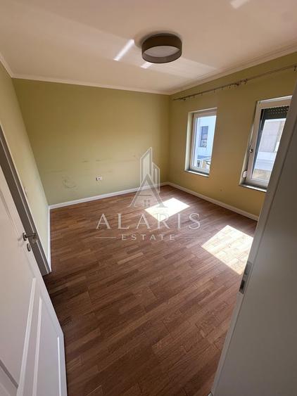 Duplex cu 4 camere, 3 băi, Braytim