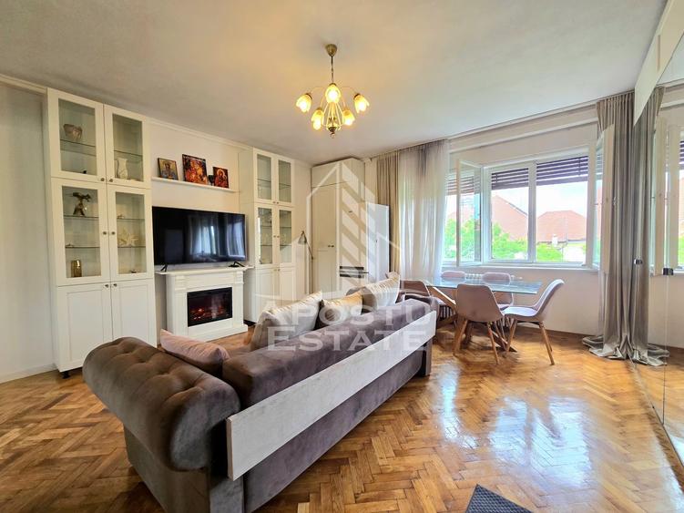 Apartament de vanzare cu 2 camere, renovat, zona centrala, Timisoara