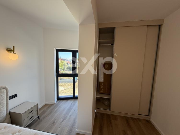 Apartament 2 camere, mobilat, decomandat, etaj 2, lift, tractorul, Coresi
