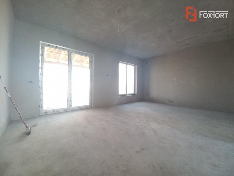 Duplex 4 camere despartit prin perete dublu - Giroc - ID V3463