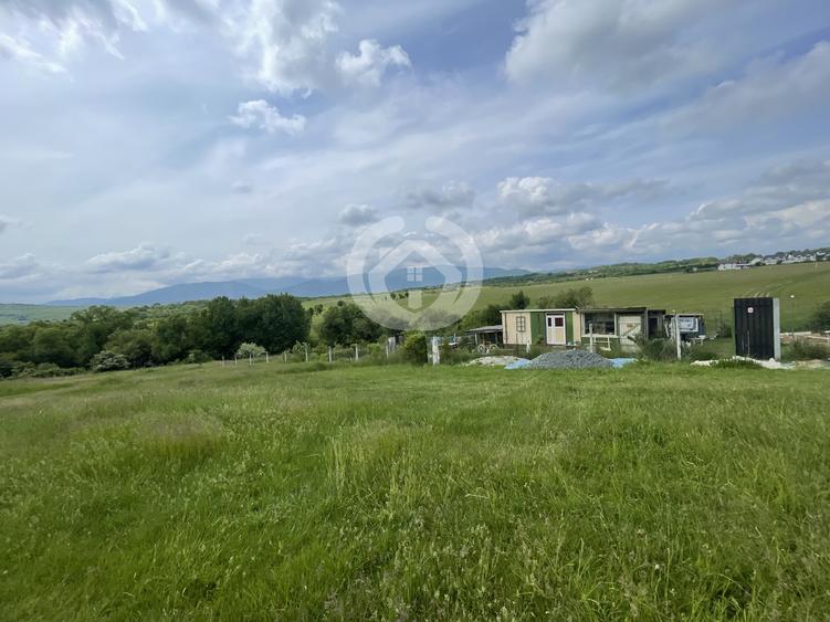 Teren intravilan arabil de vânzare – Cisnadie, zona Aerodrom Magura
