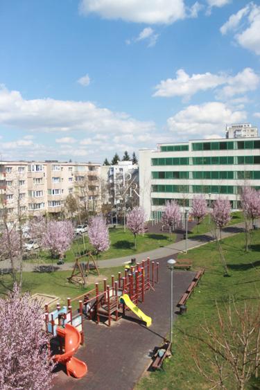 Apartament 2camere, 40mp, balcon, mobilat, etaj intermediar, zona Aleea Garbau!