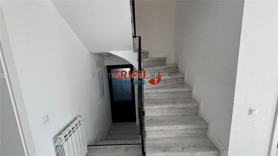Casa de vanzare 5 camere 579mp teren