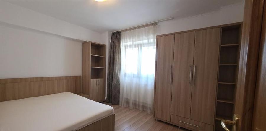 Tineretului -Vacaresti -4 camere + centrala proprie+ 3 boxe