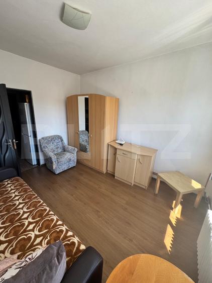 Garsoniera de vanzare, 20 mp, zona Tractoru