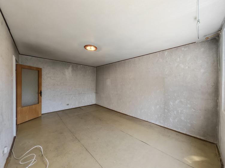 Apartament 2 camere Titan – strada Prevederii, lângă metrou , de renovat