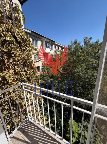 Apartament mobilat si utilat, zona Maestro!
