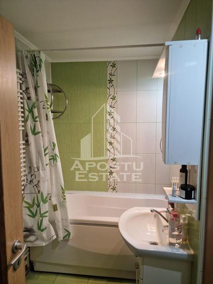 Apartament 2 camere, zona Intim