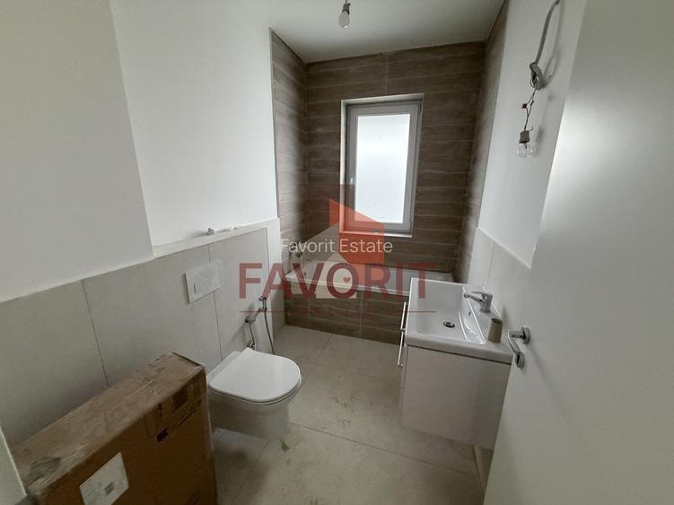 Disponibil imediat. Gradina proprie de 46 mp. 2 locuri de parcare in CF - 10