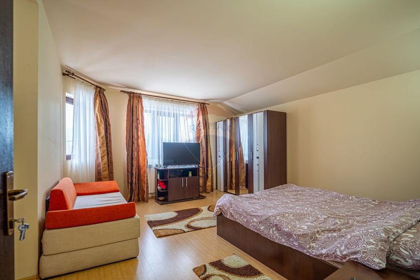 Vila cu 6 camere de vânzare în Predeal