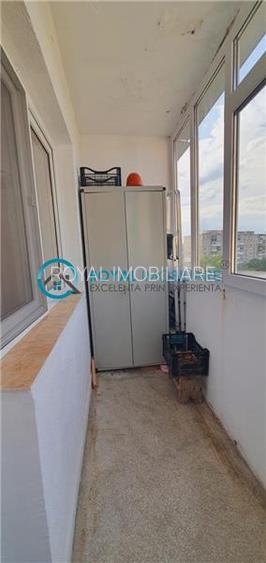 Royal Imobiliare - Vanzare apartament 2 camere zona Vest - 13