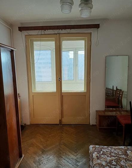 Vânzare Apartament 3 camere în fata metroului Lujerului