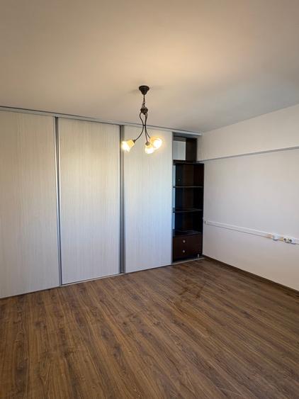 Unirii, Natiunile Unite, ap. 2 camere, 70mp, et.7, 179.000Euro