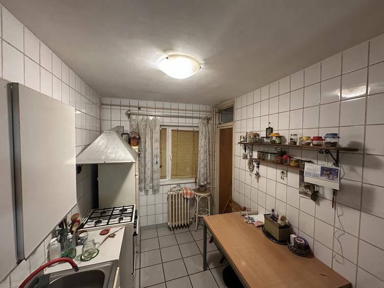 Berceni | 2 Camere | Bloc 1978 | Parter |