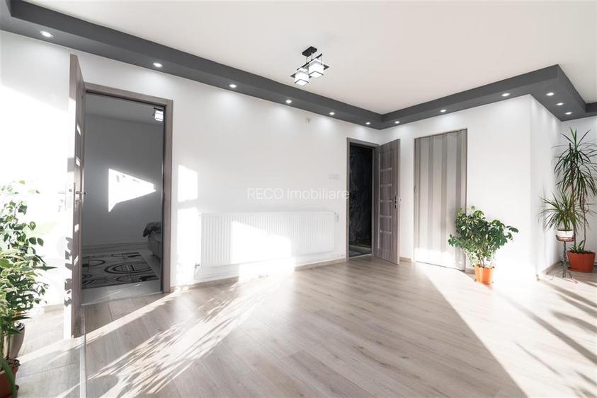 RECO, Doua case, una noua iar cealaltă renovată complet, Zona Tarcea, - 3